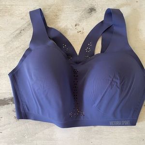 Victoria Secret Angel Max sports bra